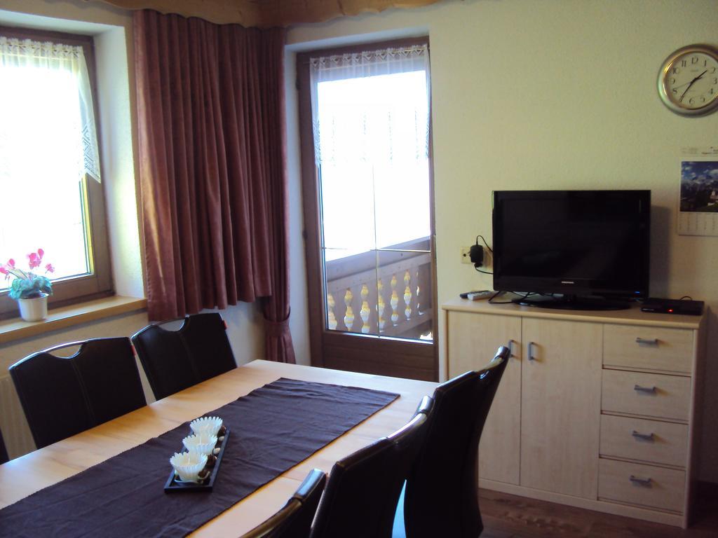 Haus Eben Apartment Hippach Room photo