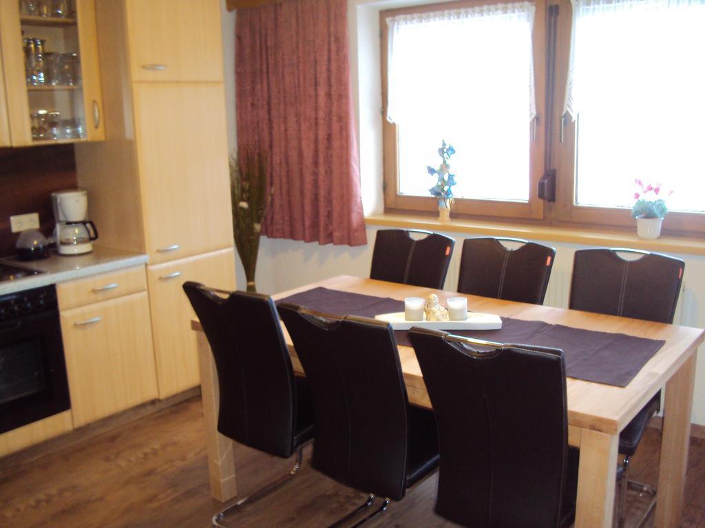 Haus Eben Apartment Hippach Room photo